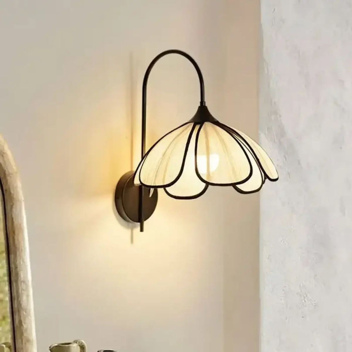 Applique murale fleur en rotin, marron ou beige