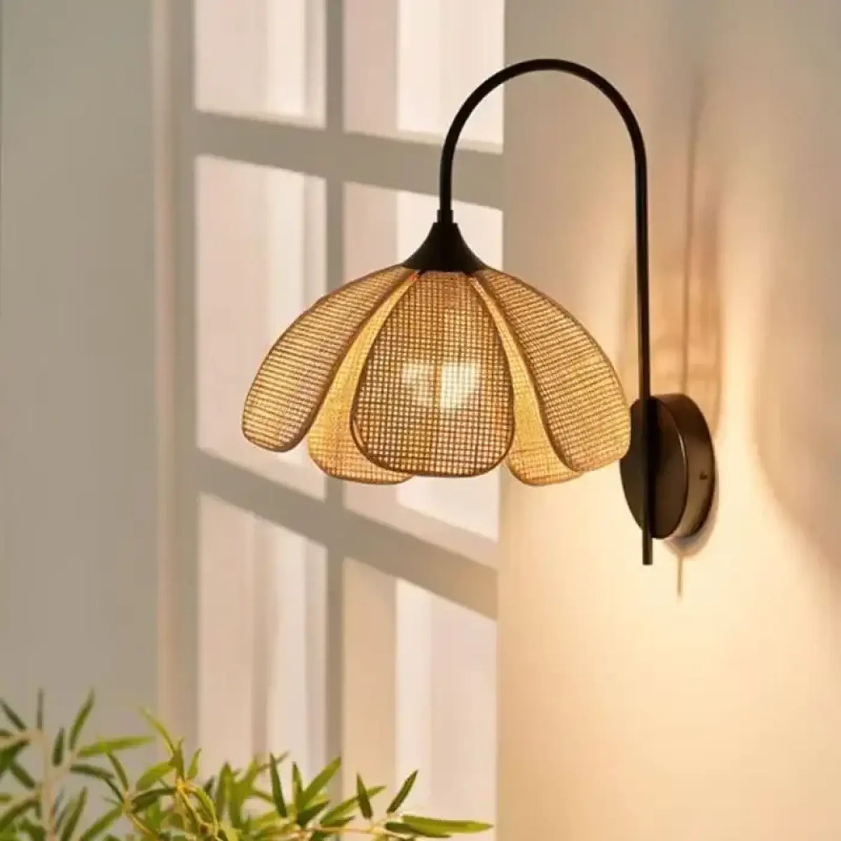 Applique murale fleur en rotin, marron ou beige, marron
