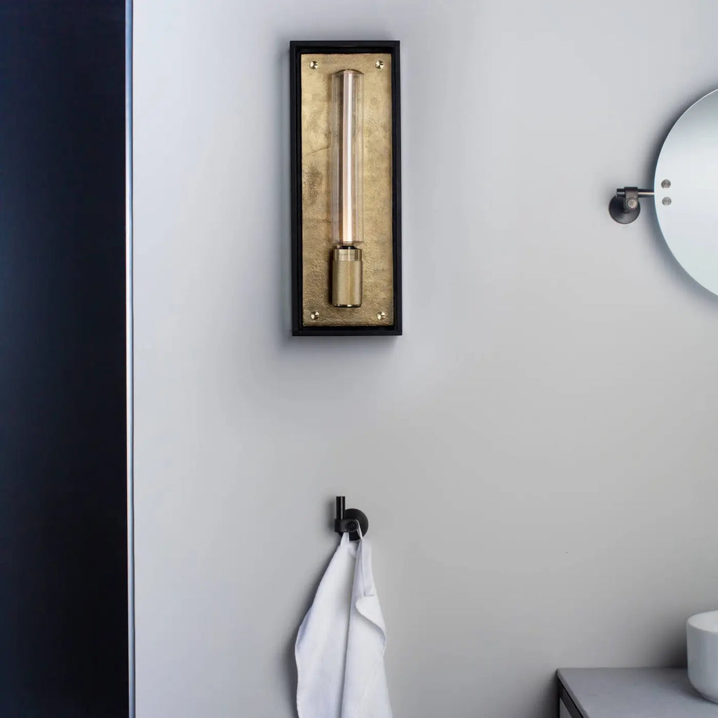 Applique murale cage en métal et verre IP44 pour salle de bains