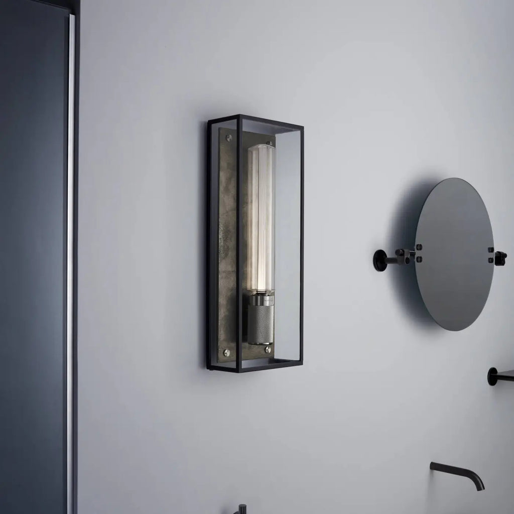 Applique murale cage en métal et verre IP44 pour salle de bains