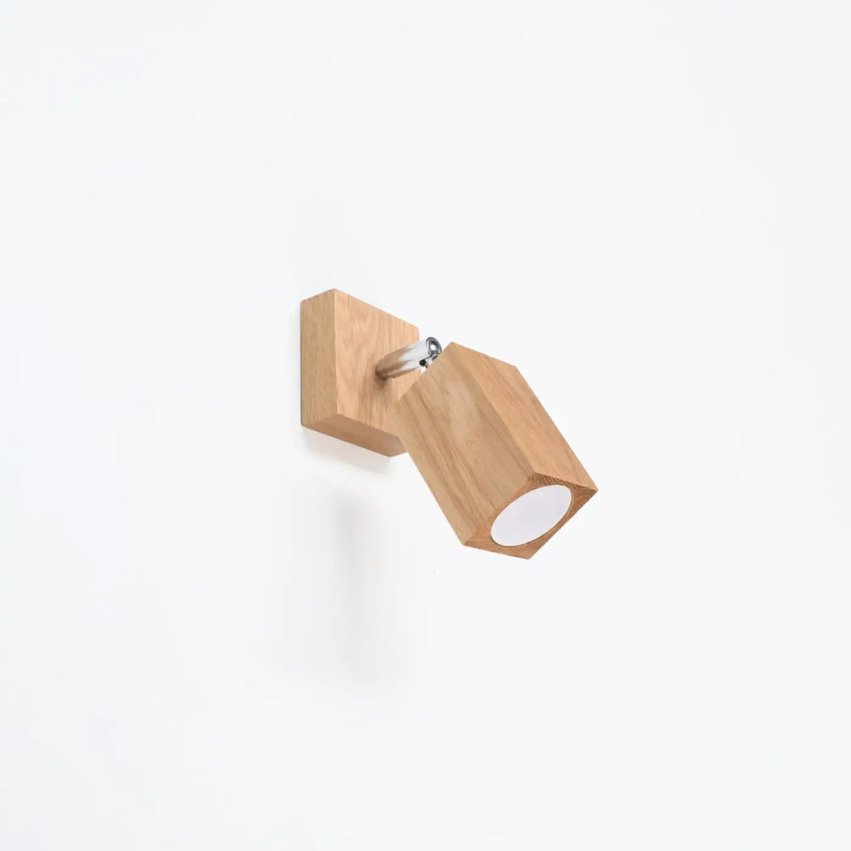 Applique murale en chêne, spot orientable à tête cubique, GU10