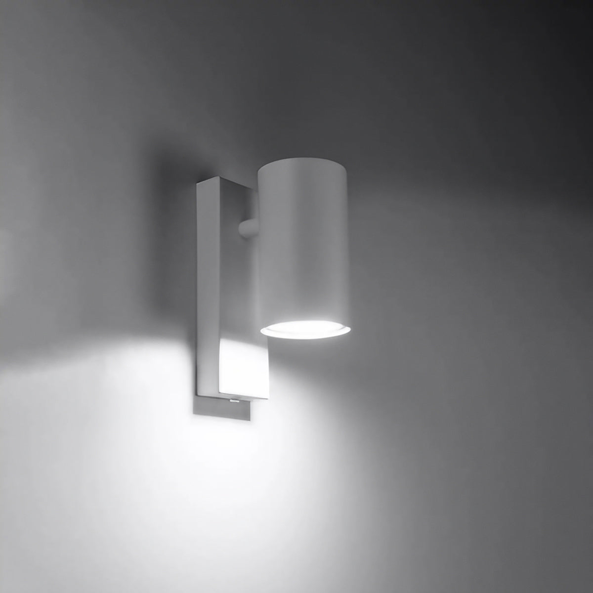 Applique murale cylindre sur platine, lumière vers le bas, GU10