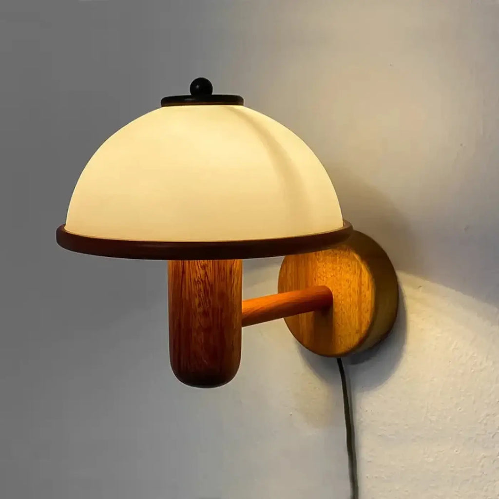 Applique murale champignon, abat-jour arrondi