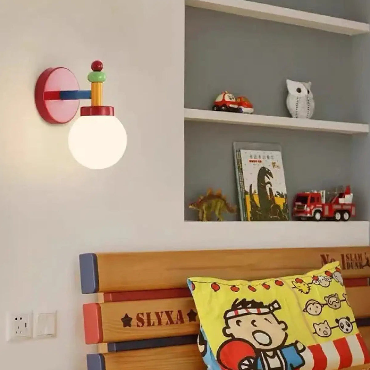 Applique murale tricolore pour chambre d'enfant