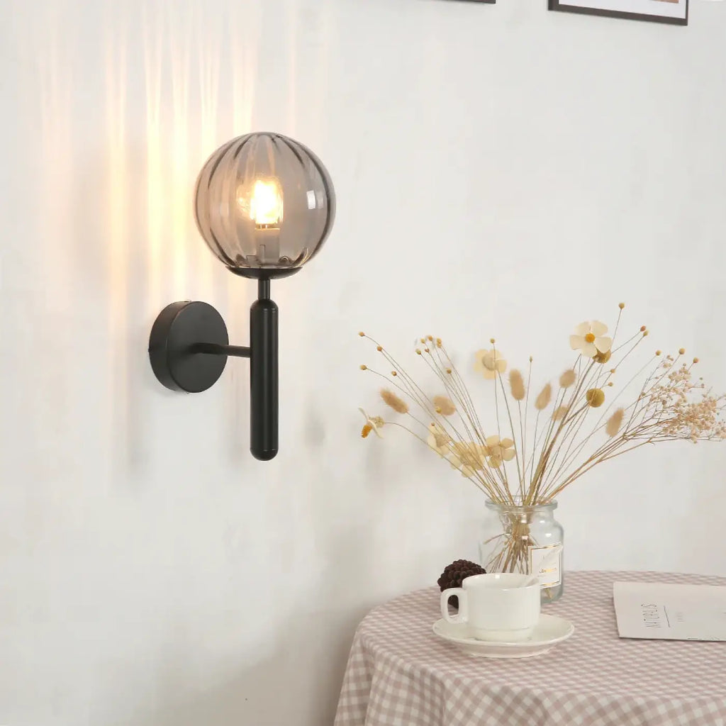 Applique murale en verre teinté, base noire ou dorée
