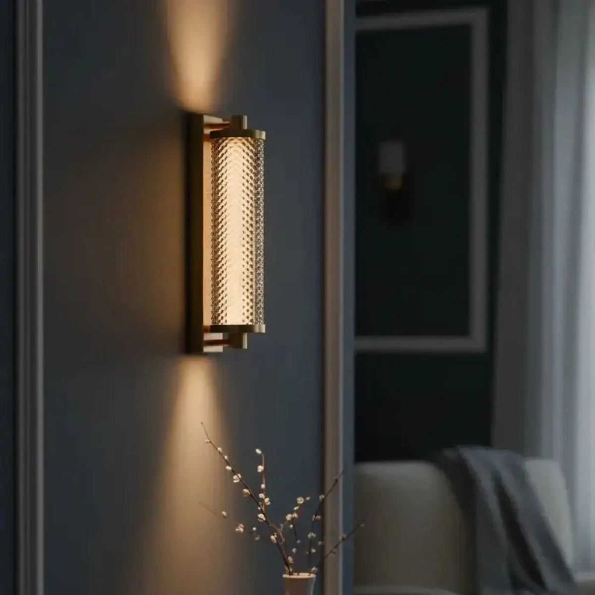 Applique LED en verre ondulé et monture dorée, IP44, 38 cm