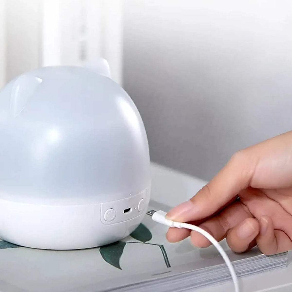 Veilleuse projecteur pour bébé, motifs animés en couleurs au plafond