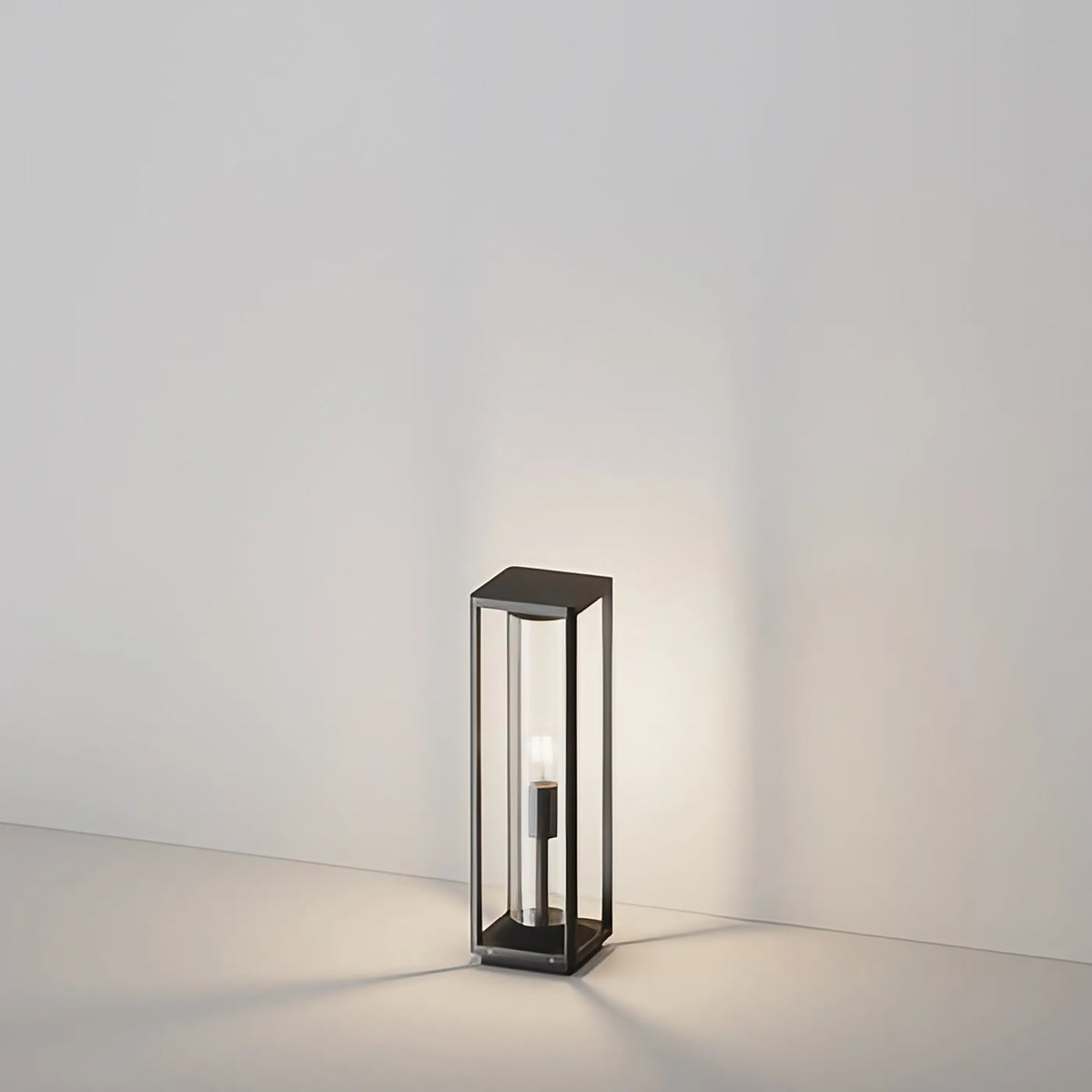 Borne de jardin carrée en aluminium graphite, IP54, E27, gris