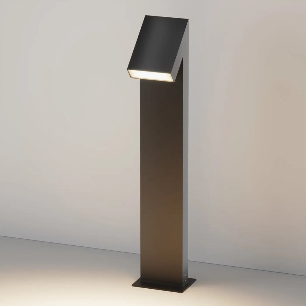 Borne extérieure LED à tête inclinée en acier noir, 90 cm, IP65