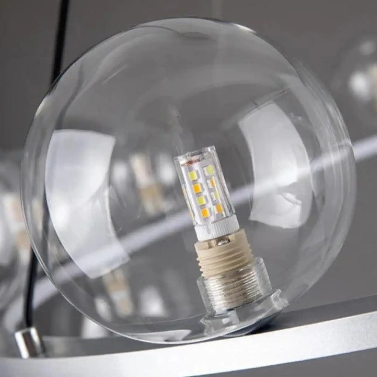 Suspension globe, boule blanche ou claire, monture noire ou dorée