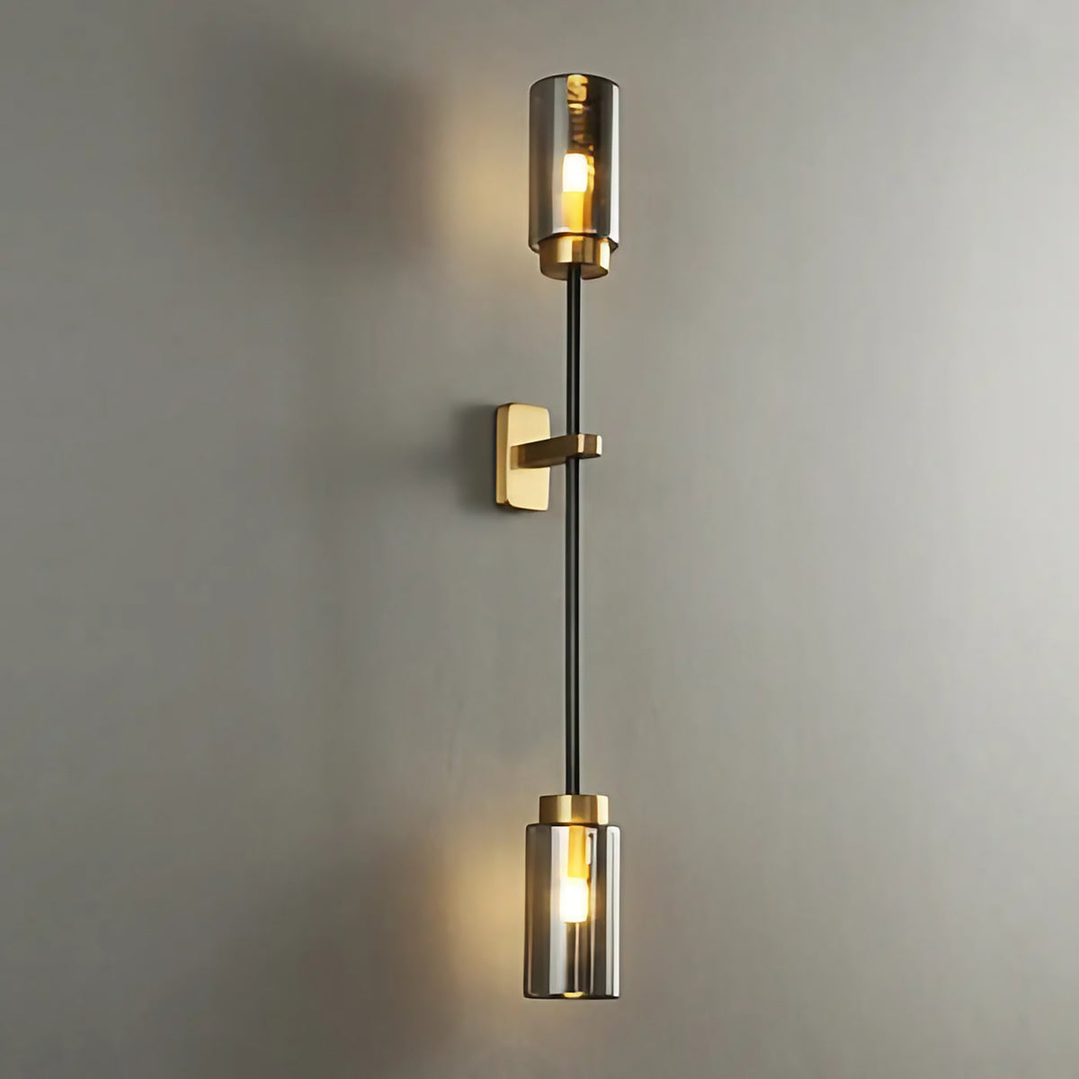 Grande applique murale scandinave noir et doré