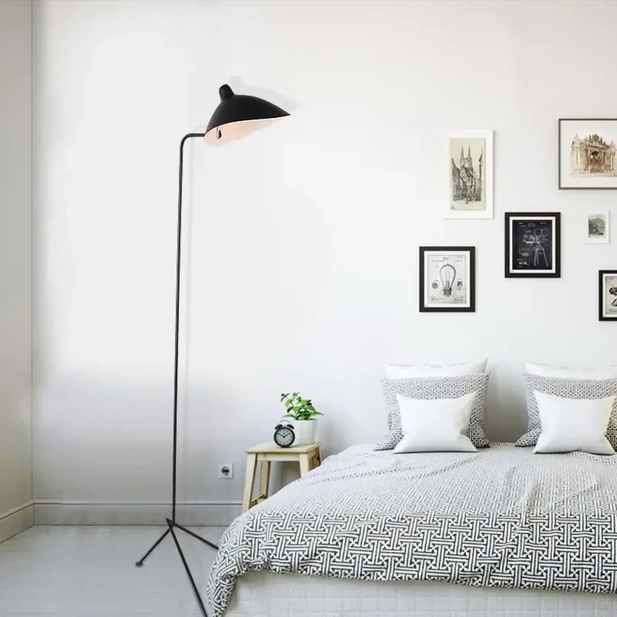 Lampadaire à bras articulés orientables, tailles S et M