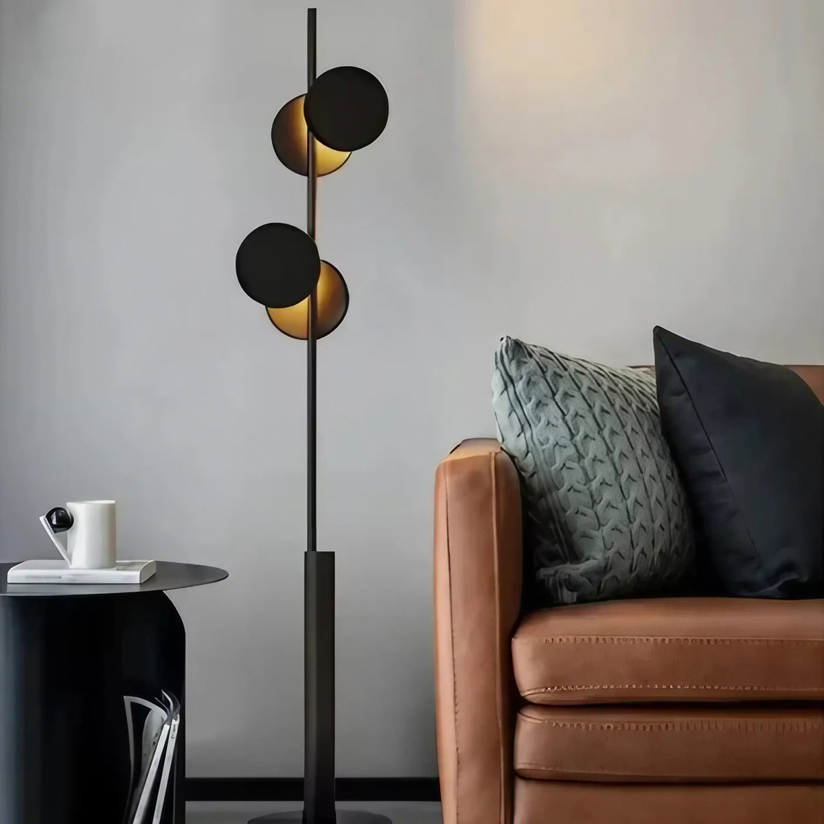 Lampadaire contemporain noir et doré