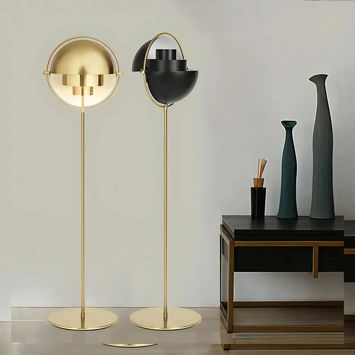 Lampadaire en métal moderne, quatre coloris et deux tailles