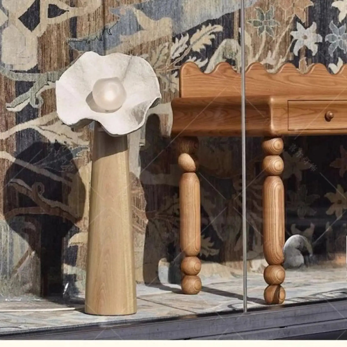 Lampadaire fleur à globes satinés, tailles S et M