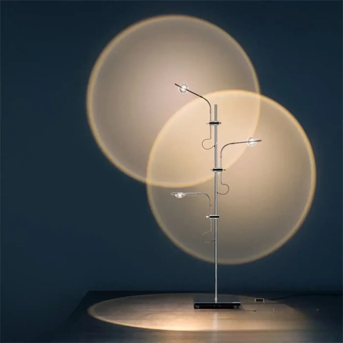 Lampadaire design à projections lumineuses, tailles S et M