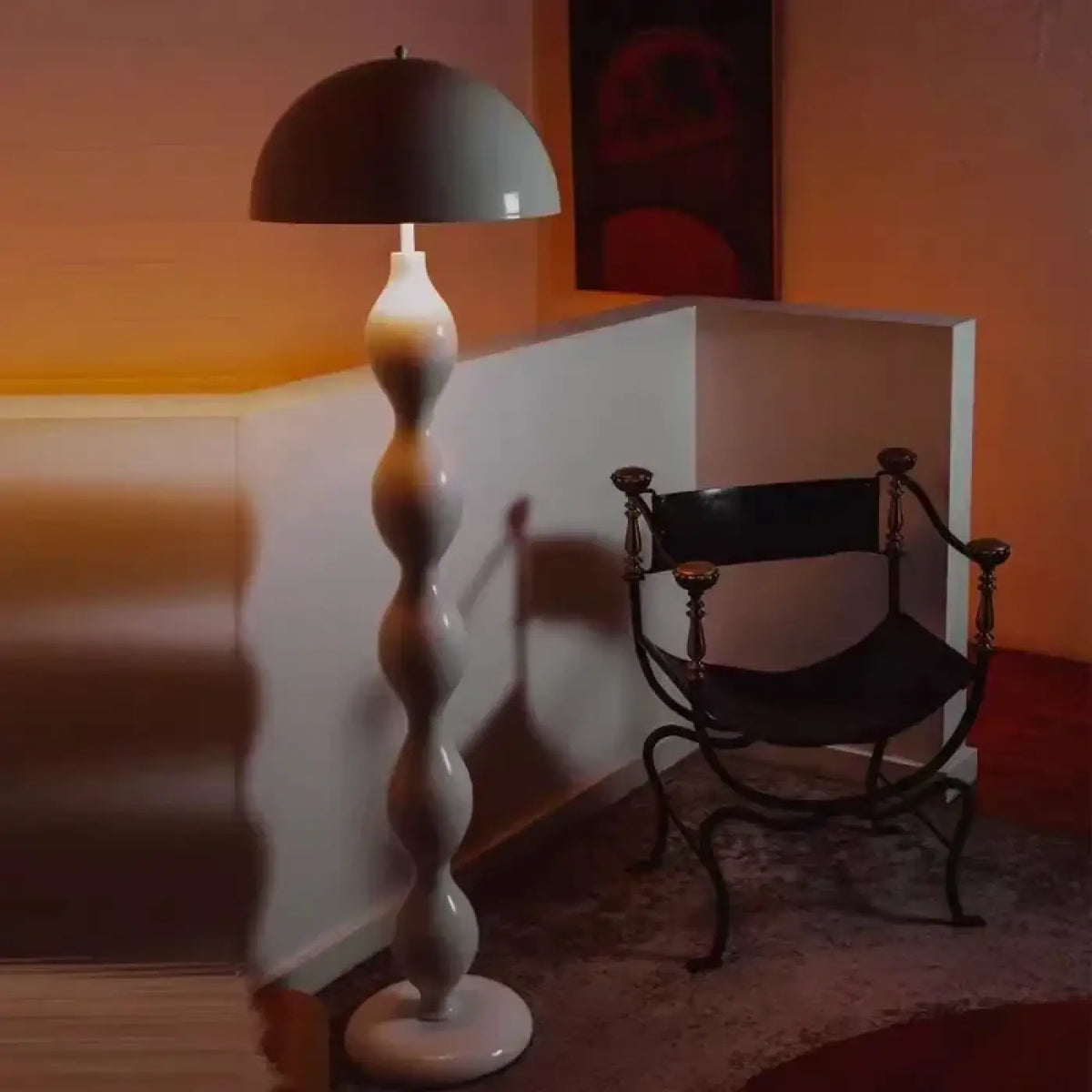 Lampadaire à corps ondulé, cinq coloris, blanc chaud ou froid