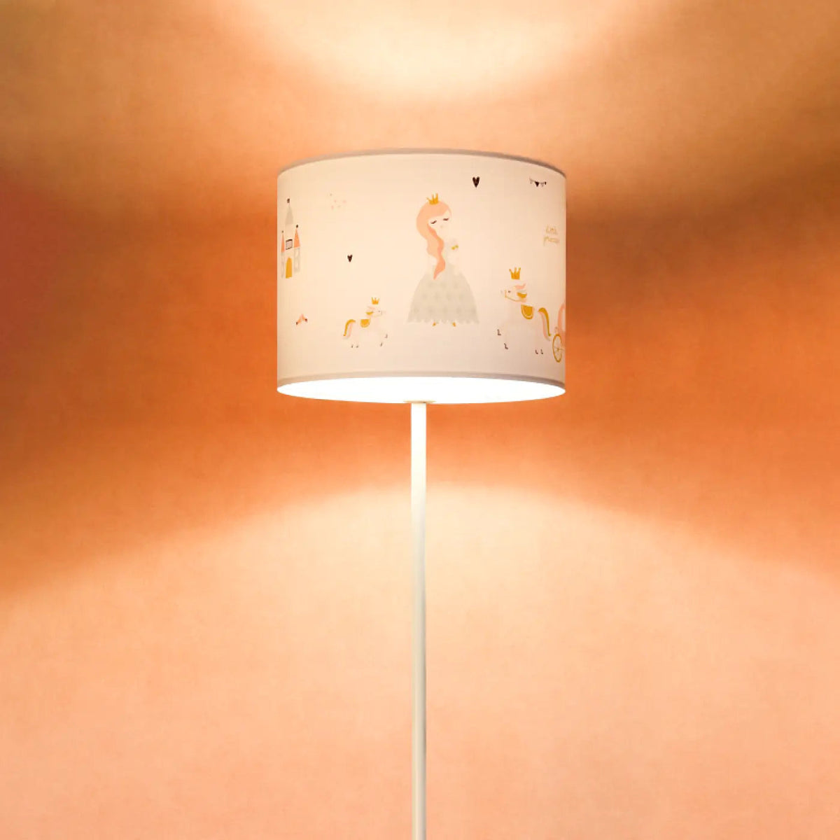 Lampadaire enfant princesse et carrosse, pied blanc, 150 cm