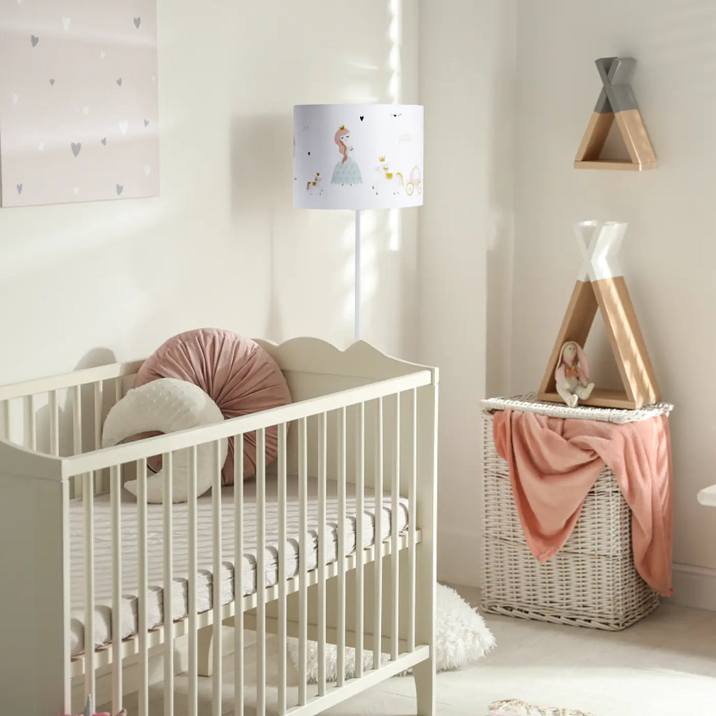 Lampadaire enfant princesse et carrosse, pied blanc, 150 cm