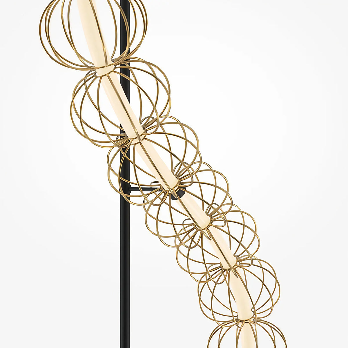 Lampadaire LED en cage de tiges d'acier doré, 155 cm