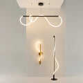 Lampadaire LED à ruban lumineux ondulé, base acier noir