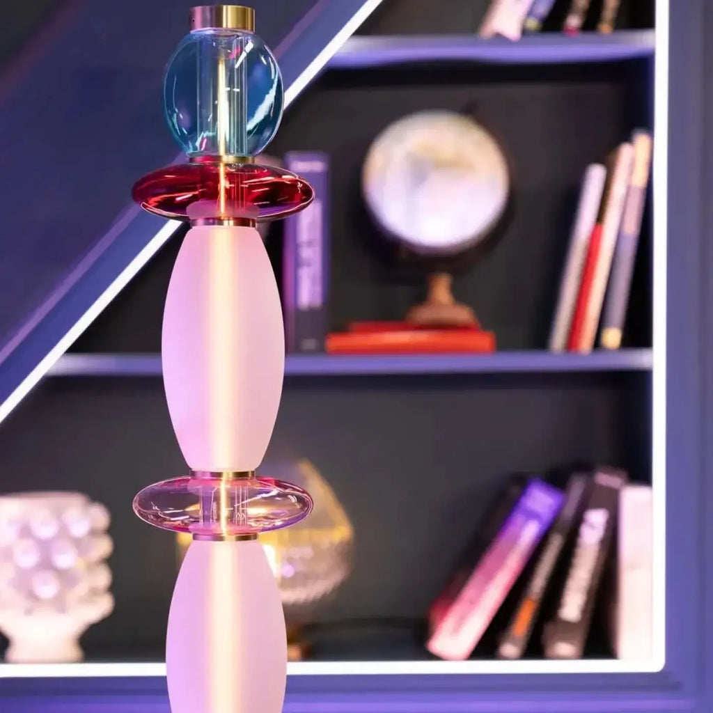 Lampadaire à verrines en verre soufflé, structure dorée