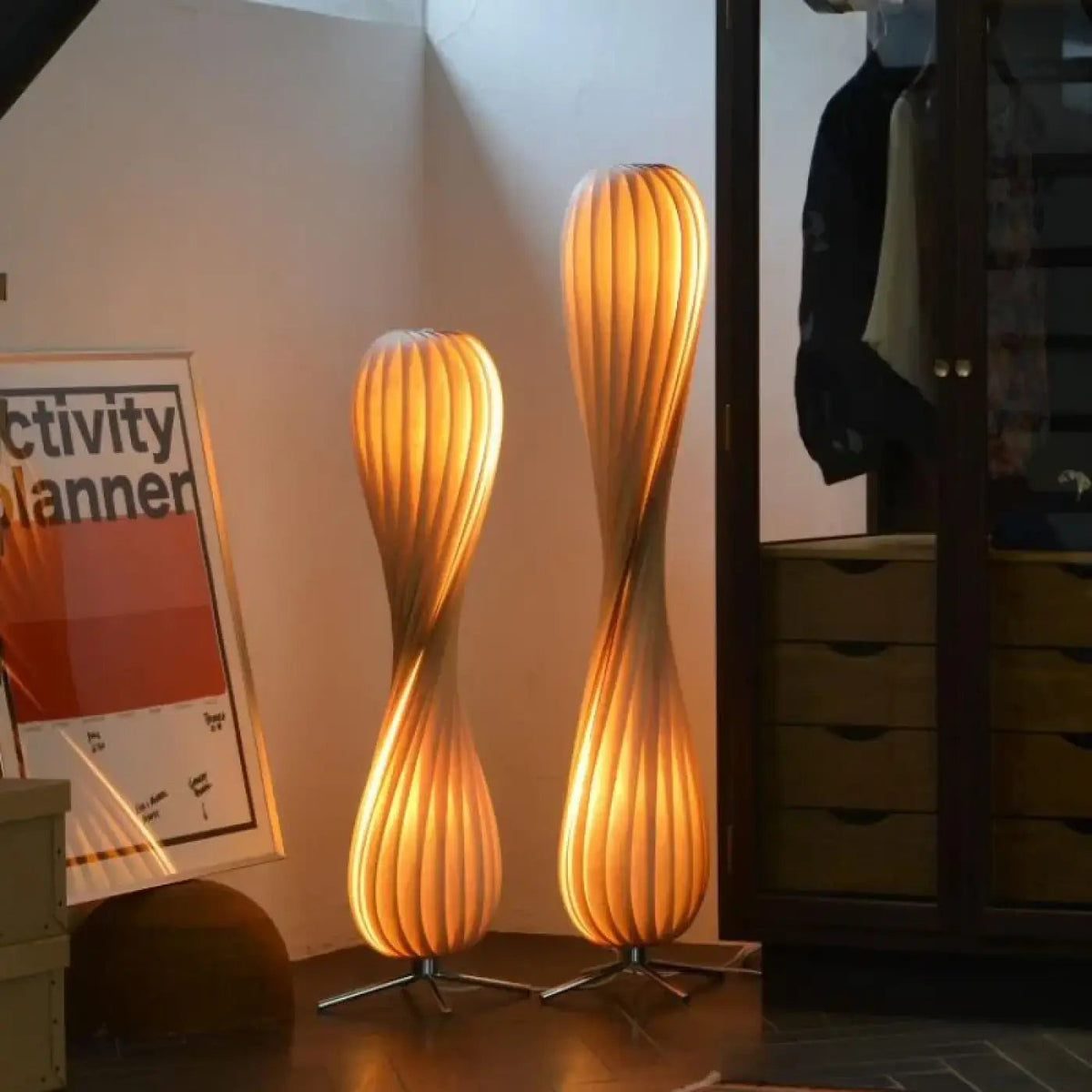 Lampadaire sculptural marron, tailles S ou M