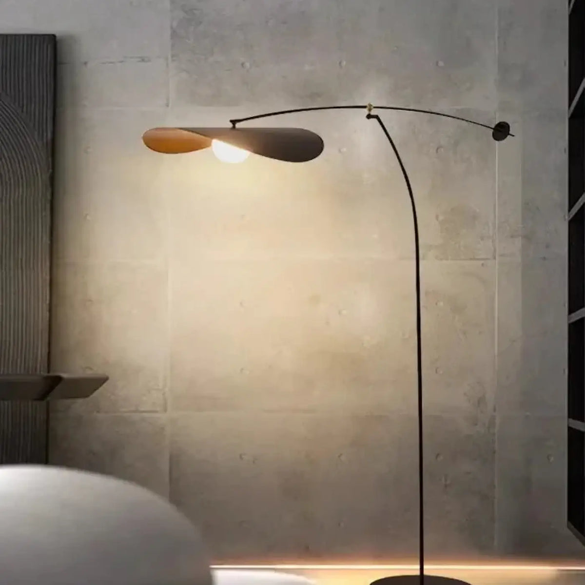 Lampadaire arqué moderne, doré ou noir, quatre options de lumière
