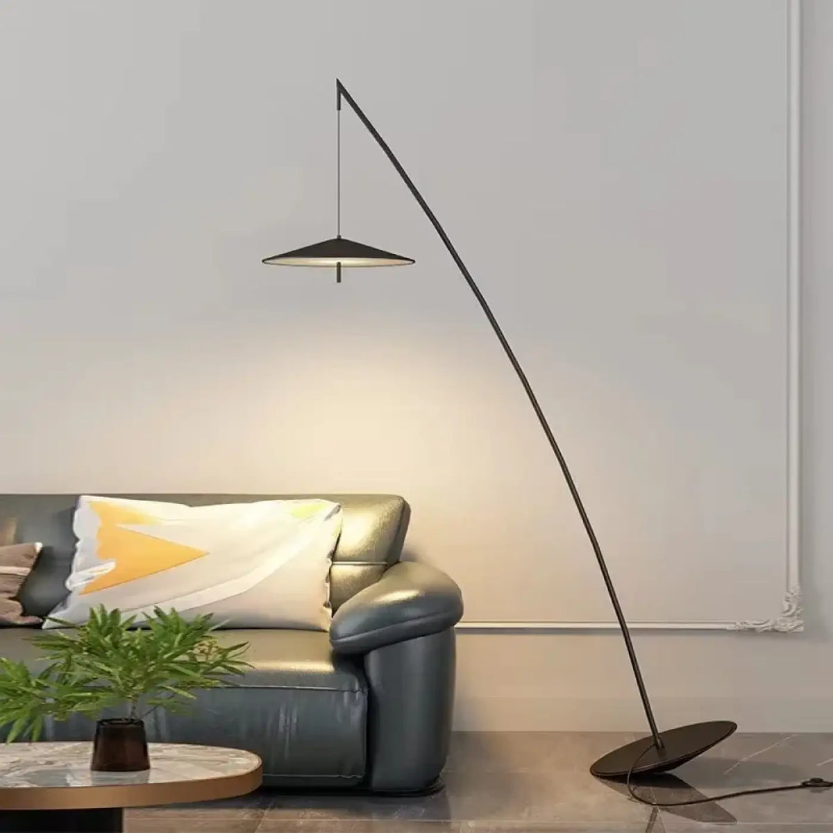 Lampadaire arc moderne avec diffuseur suspendu