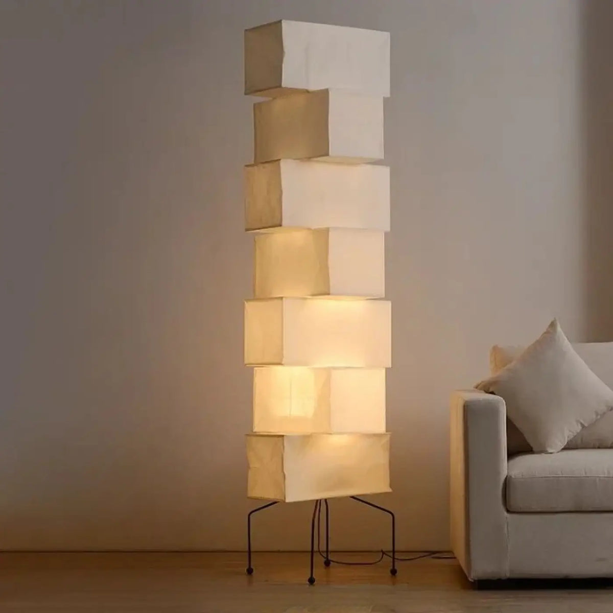 Lampadaire japandi en papier plissé, six abat-jours au choix