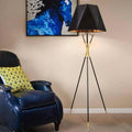 Lampadaire sur pied design, silhouette épurée pour le salon