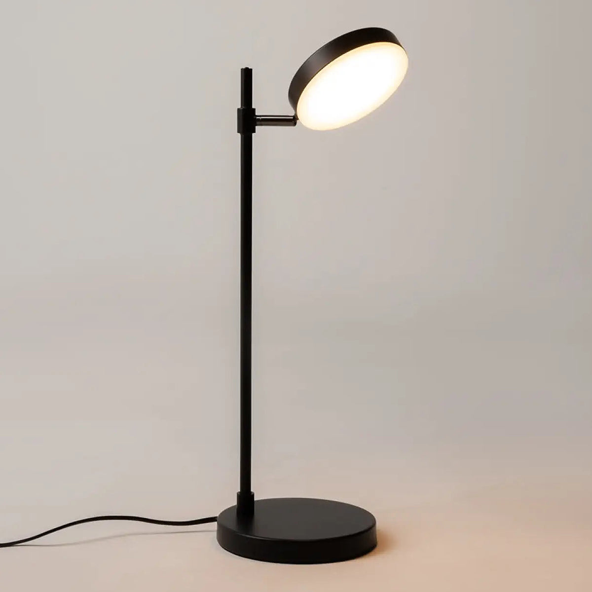 Lampe à poser LED à tête ronde orientable, métal noir mat