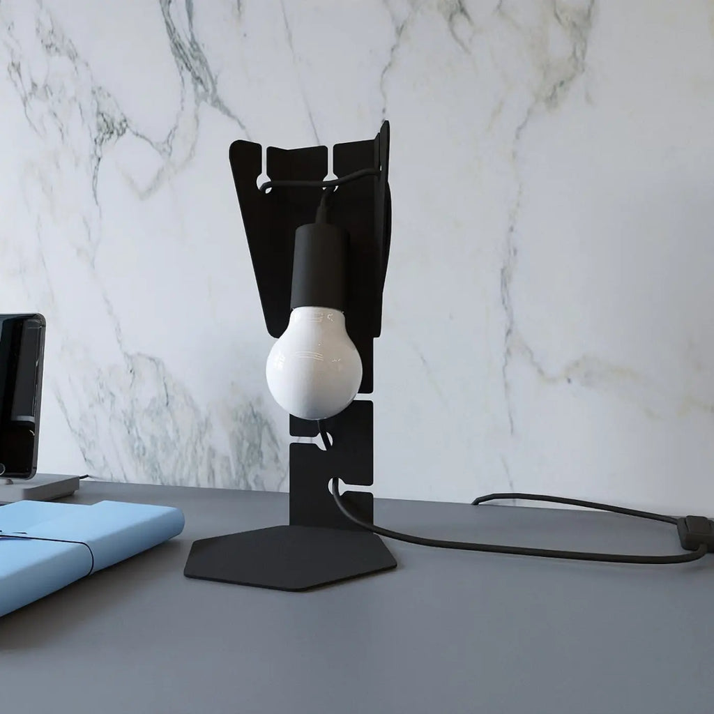Lampe de bureau plaque en acier découpée, ampoule pendante E27