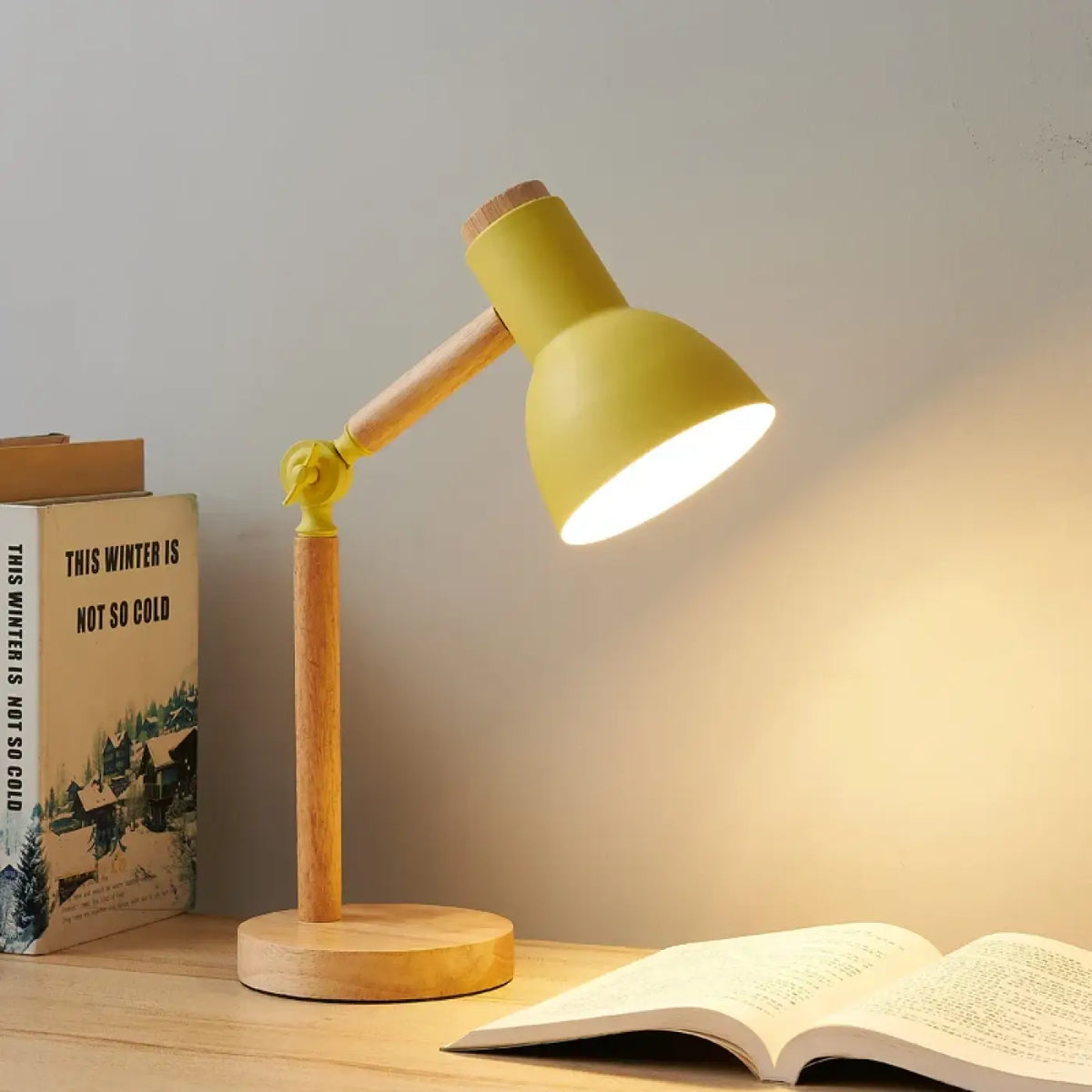Lampe de bureau scandinave en bois et métal, quatre coloris, jaune