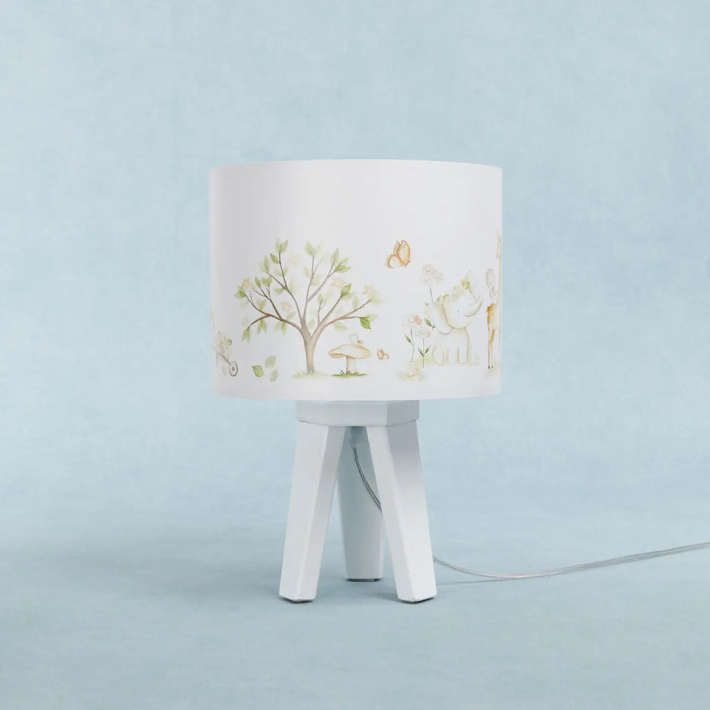 Lampe de chevet enfant au pied en bois, animaux de la savane