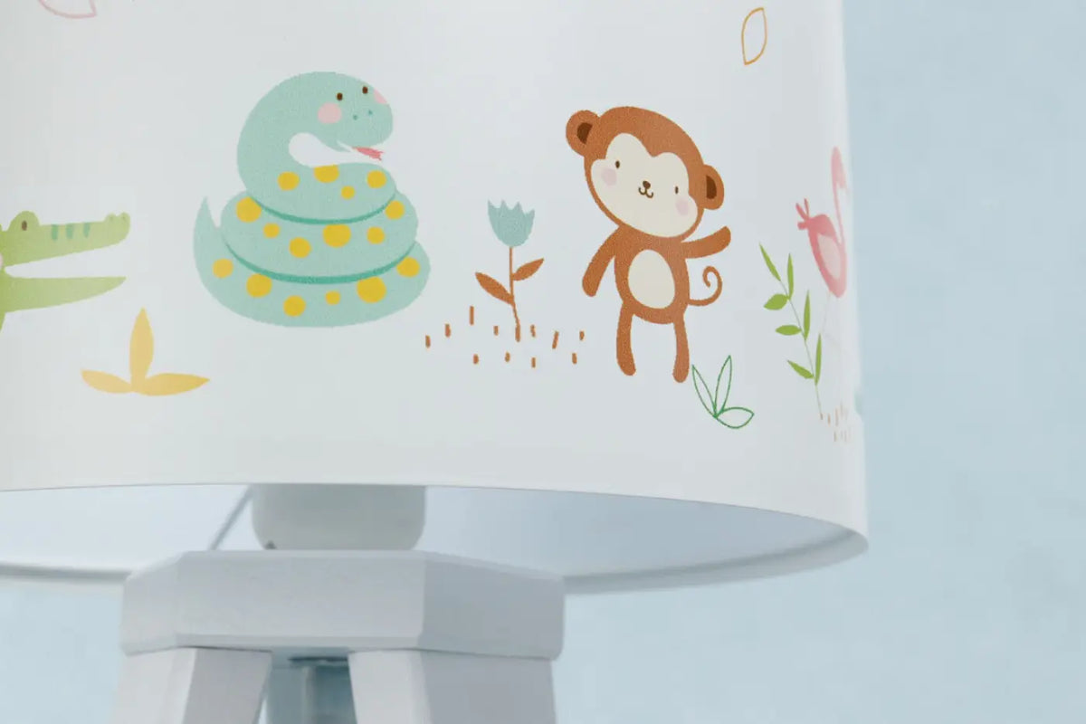 Lampe de chevet enfant en bois, animaux exotiques blanc et vert clair