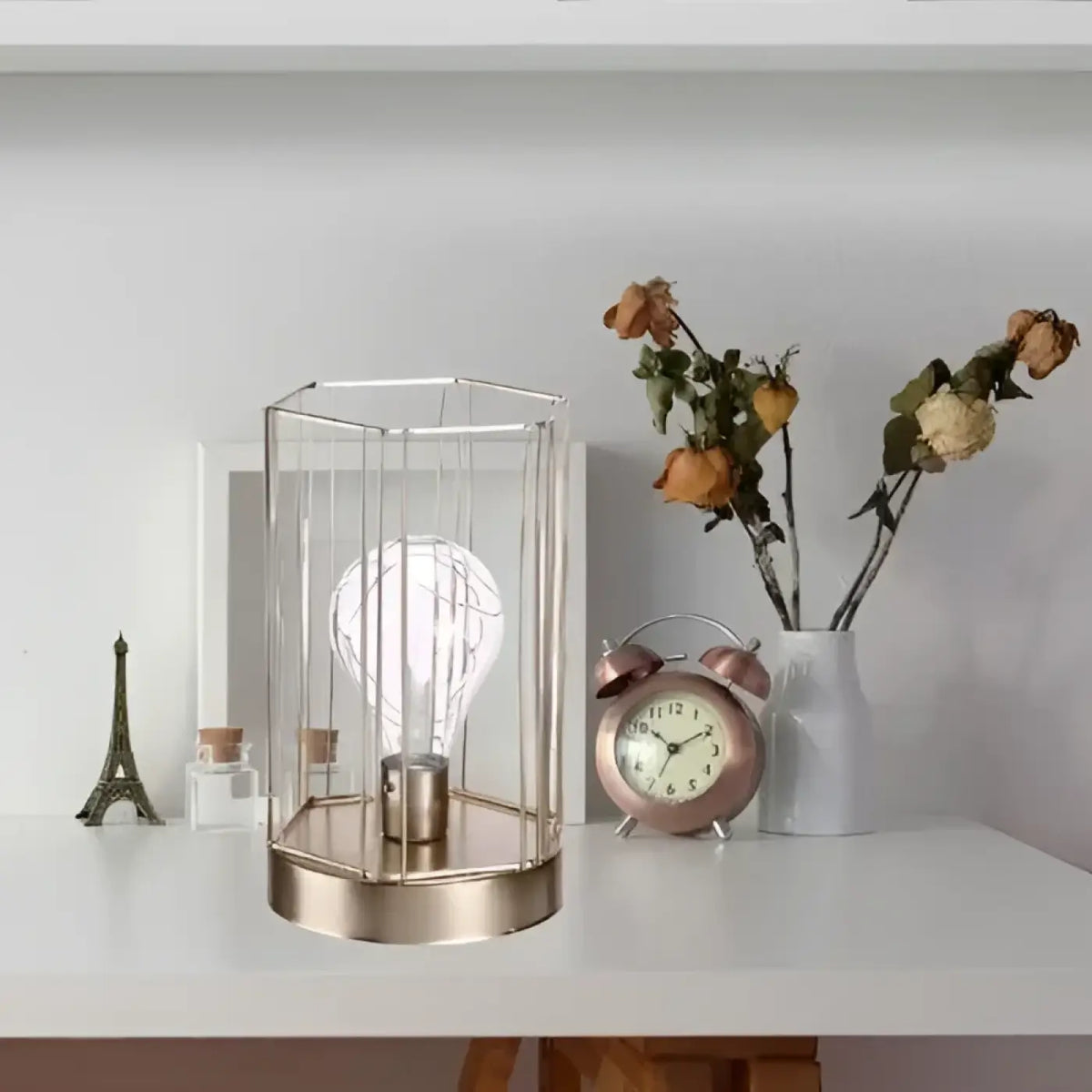 Lampe de chevet design, cinq modèles au choix