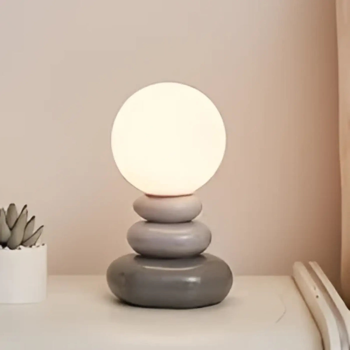 Lampe de chevet en galets empilés, bleu, orange ou gris, gris