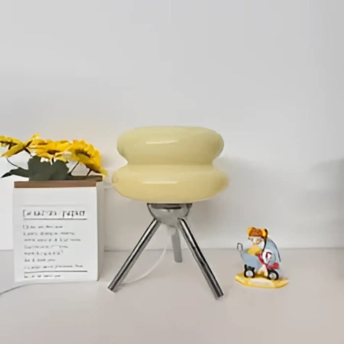 Lampe de chevet géométrique, quatre coloris, beige