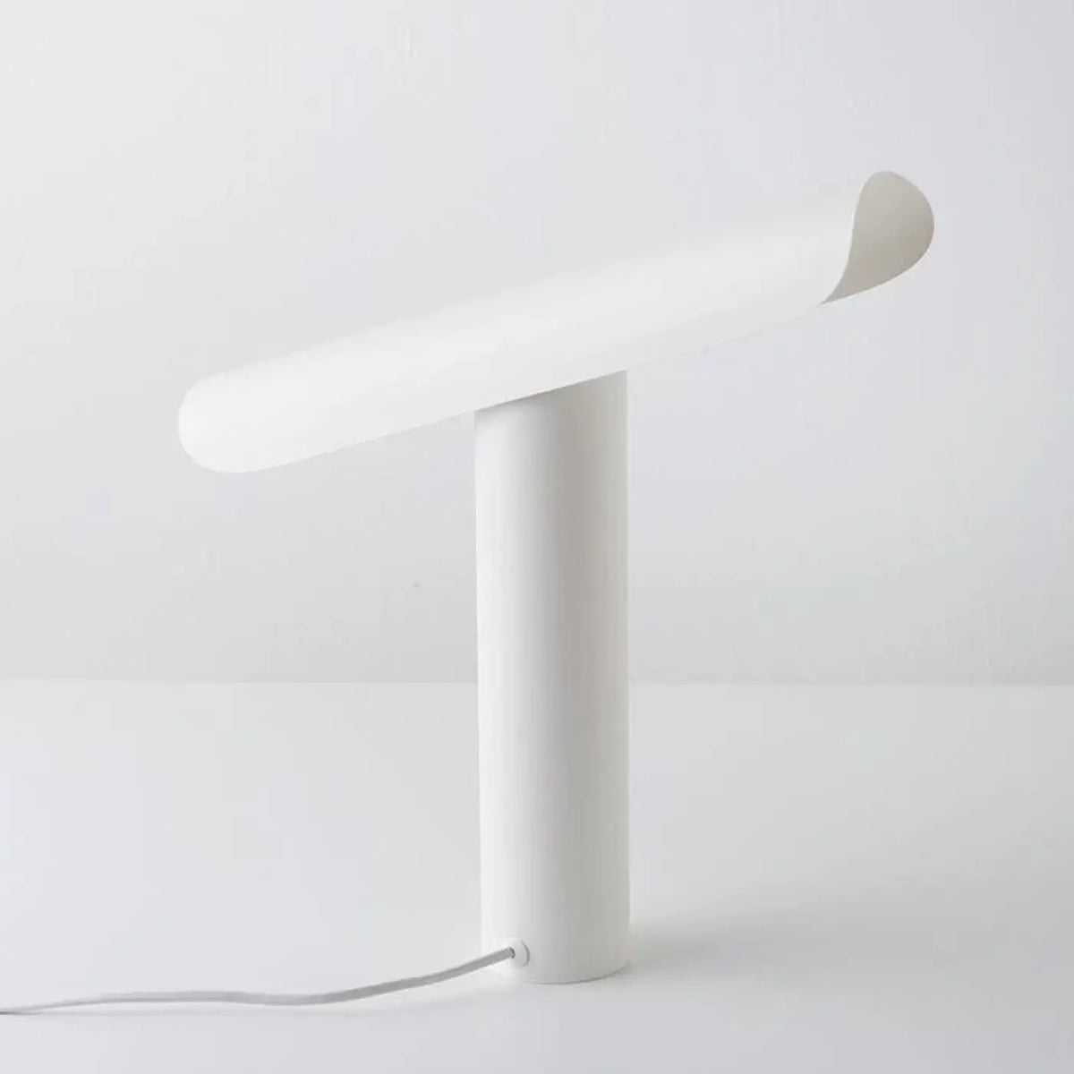 Lampe à poser minimaliste à bras incliné, quatre coloris, blanc