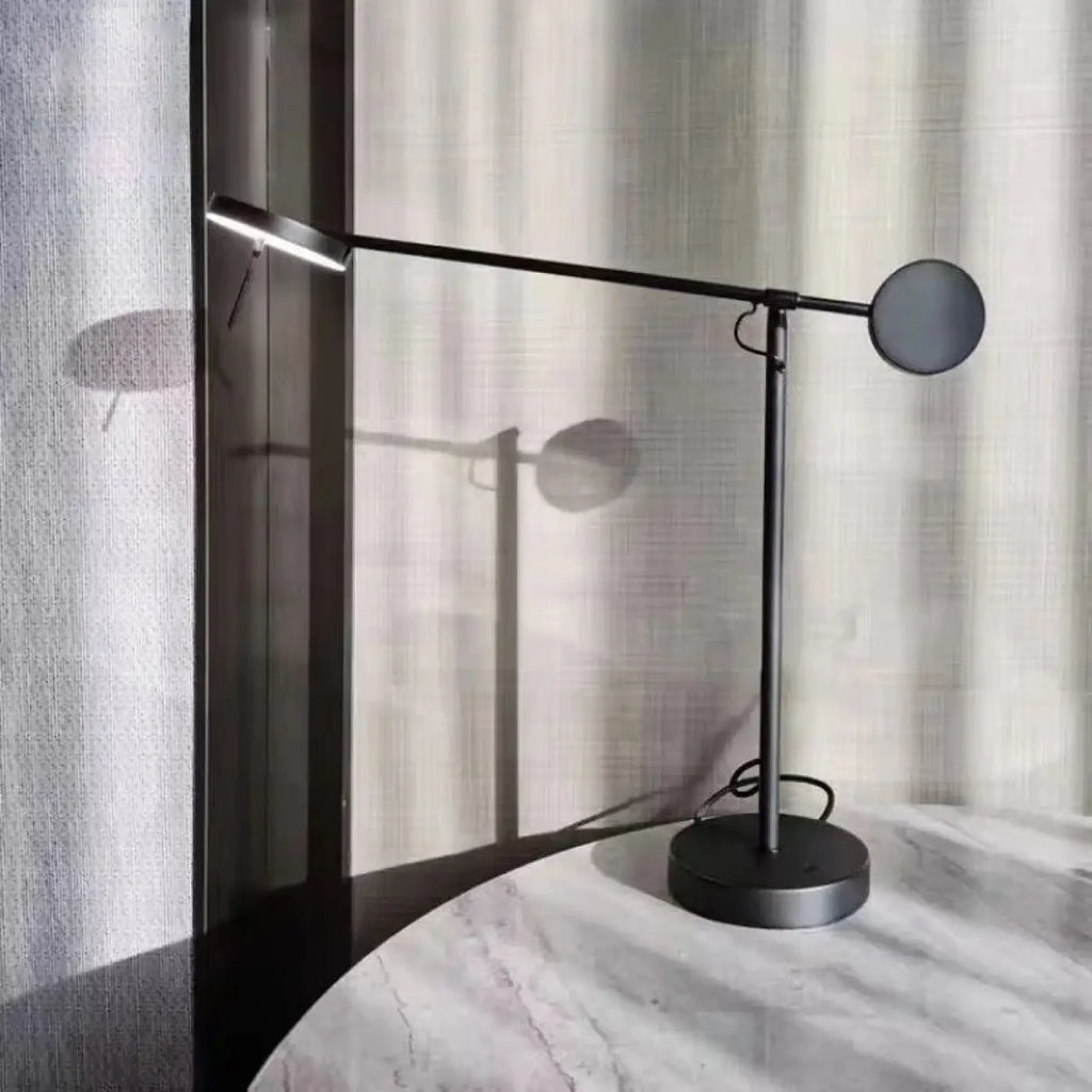 Lampe de chevet à bras long en fer noir, LED intégrée