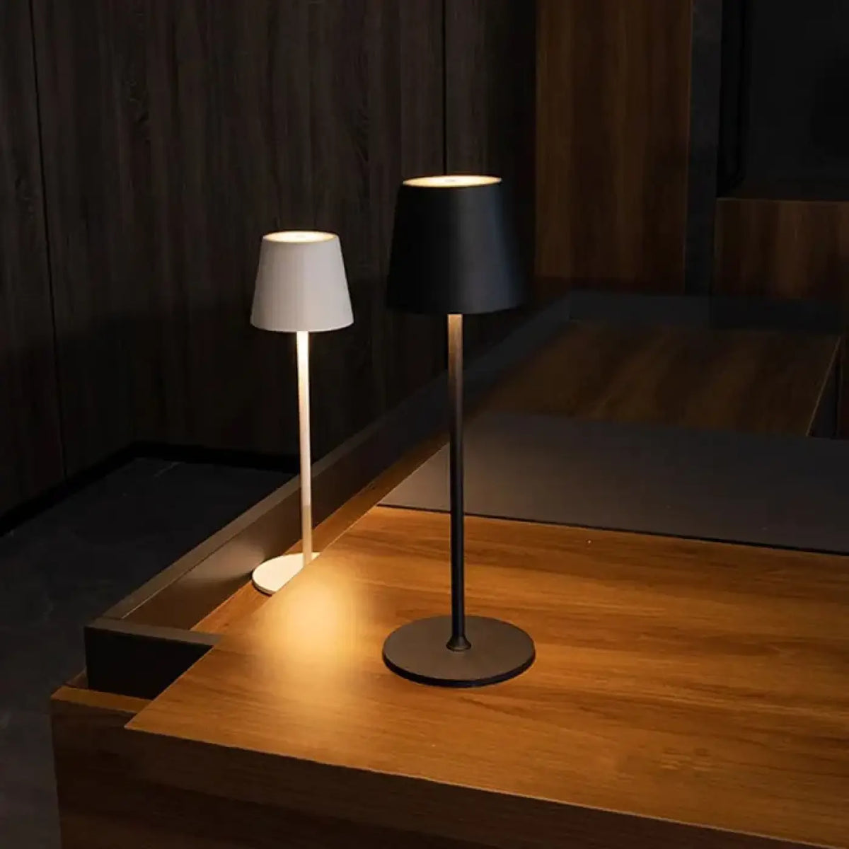 Lampe de chevet minimaliste, noire ou blanche