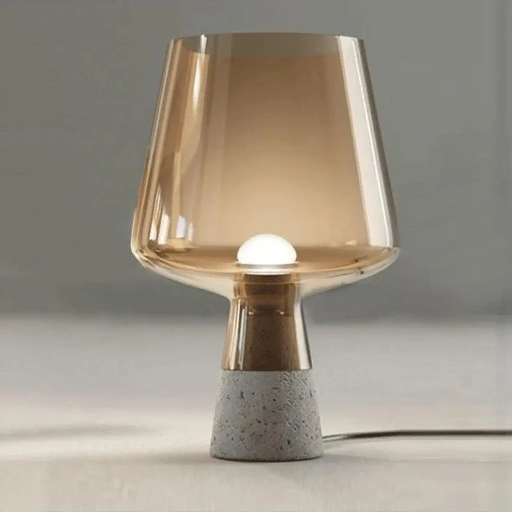 Lampe de chevet en verre fumé, pied effet béton, ambre ou gris, ambre
