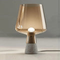 Lampe de chevet en verre fumé, pied effet béton, ambre ou gris, ambre