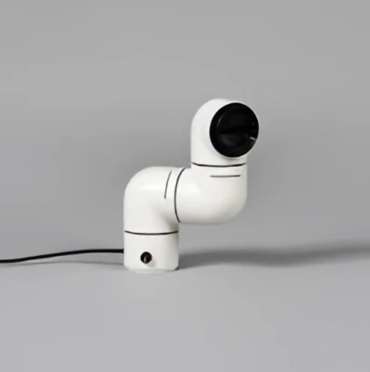 Lampe de chevet rétro-futuriste, rouge ou blanc, blanc