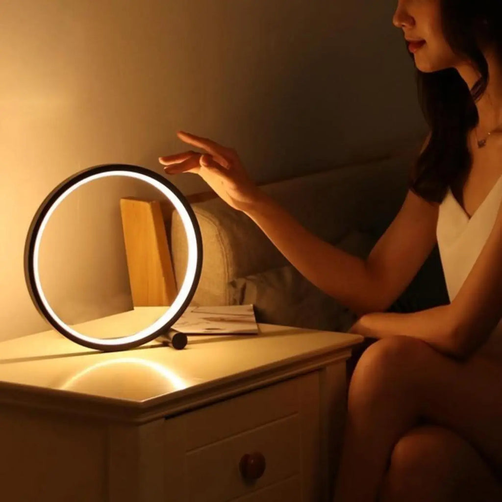 Lampe de chevet ronde, noire ou blanche, noir