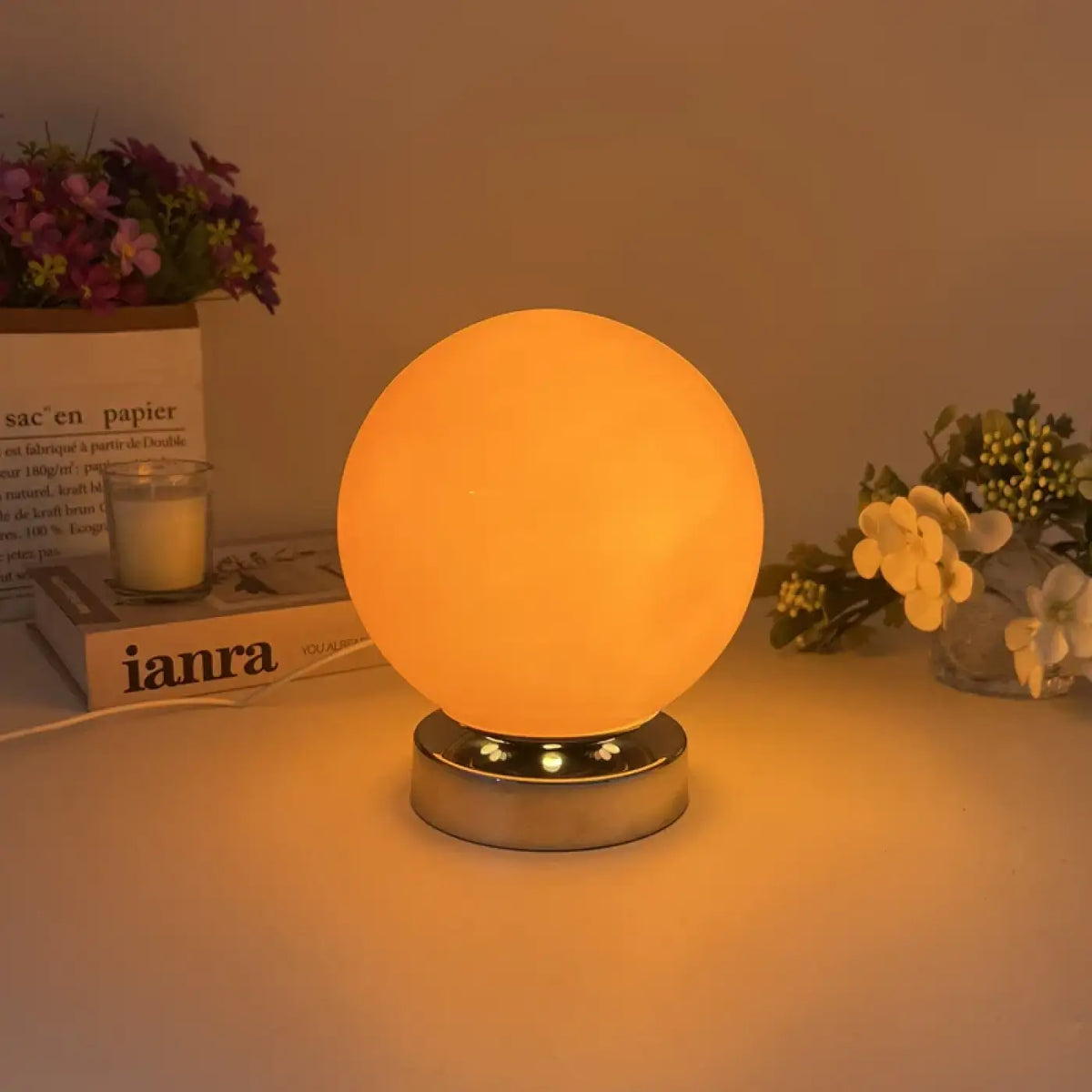 Lampe de chevet ronde au style scandinave, orange ou blanche