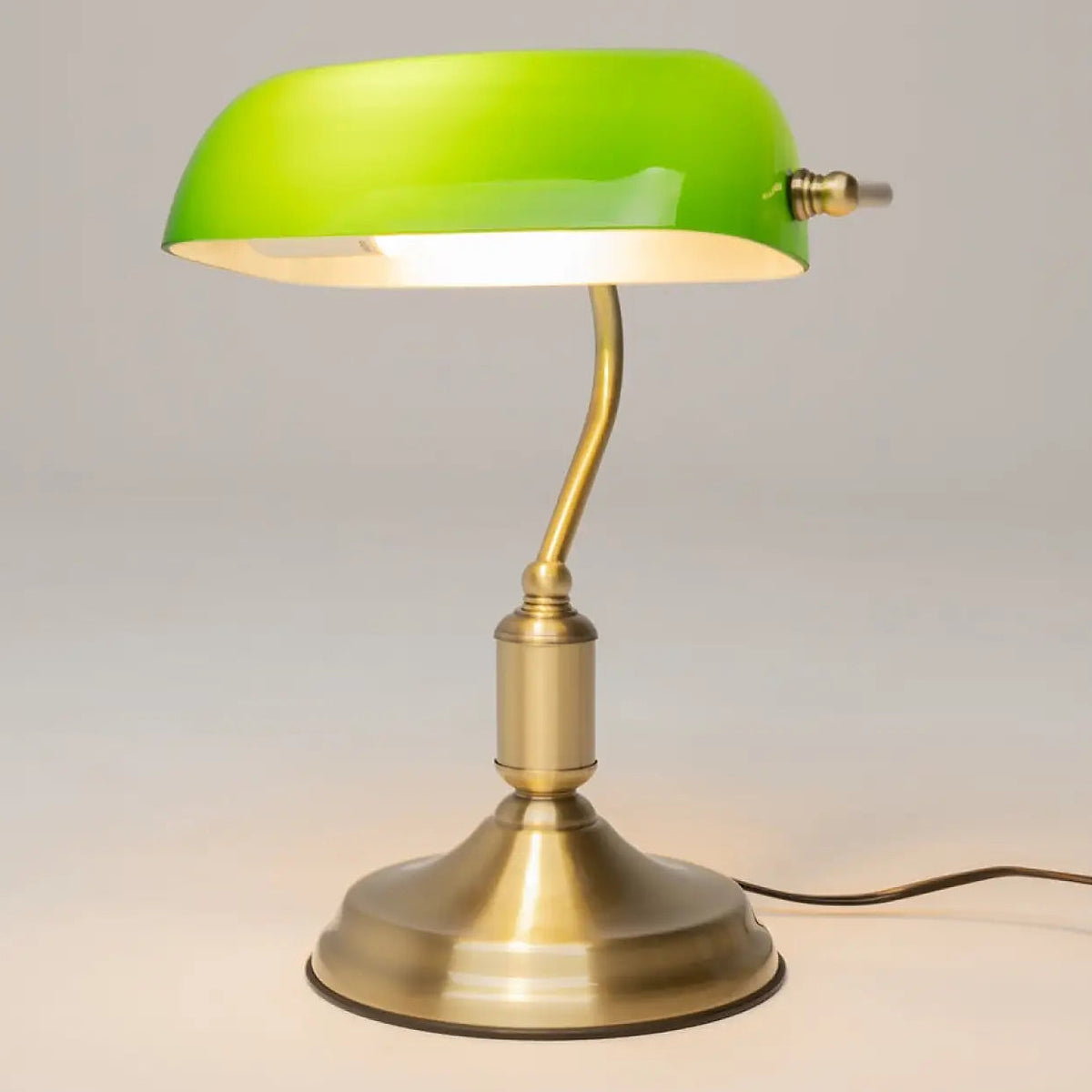 Lampe de bureau style banquier, abat-jour en verre vert