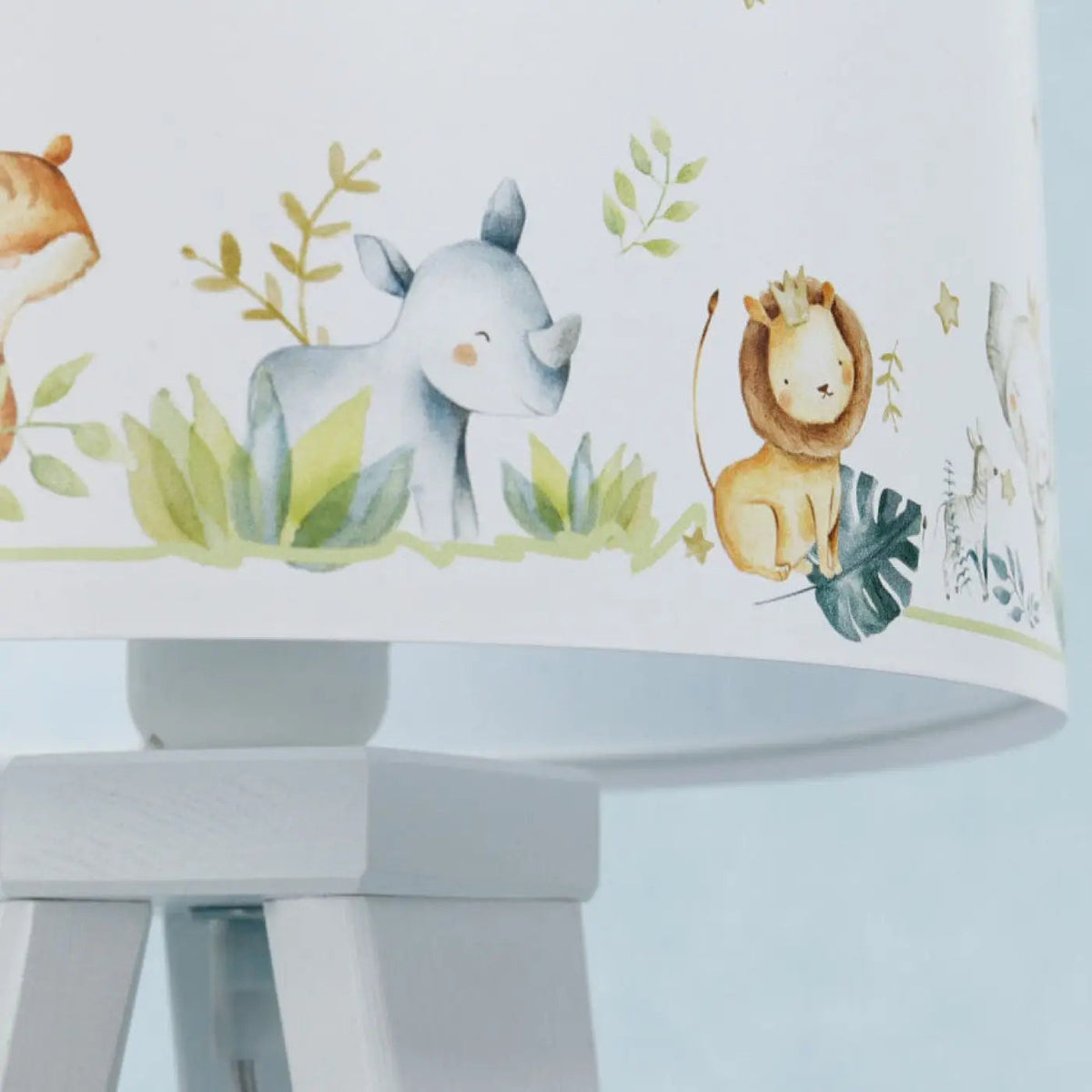 Lampe de chevet enfant à pied en bois, animaux blanc et jaune clair