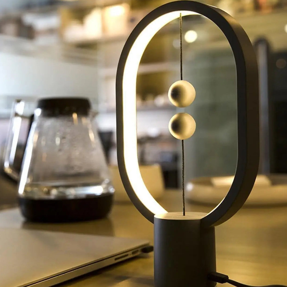 Lampe de chevet magnétique à allumage par aimant